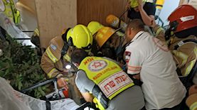 שריפה בפרדס חנה, צילום: דוברות מגן דוד אדום